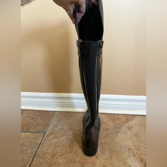 🔥HOST PICK🔥Leather Knee High Bootie - Picture 12 of 12
